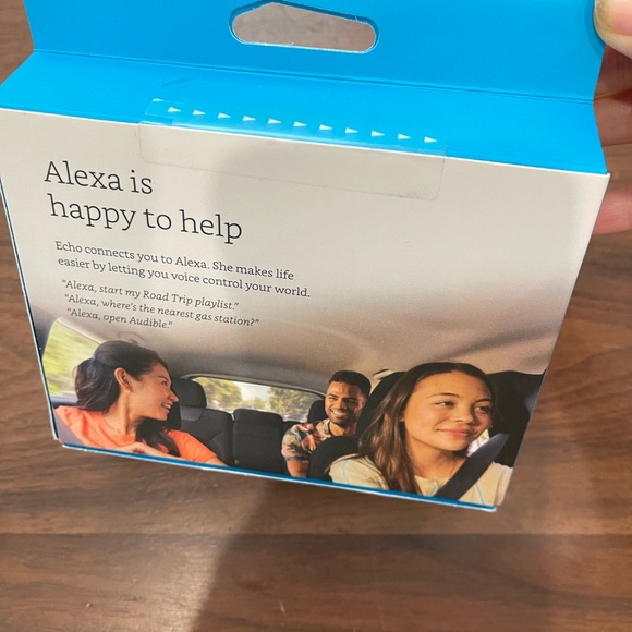 Amazon Echo Auto 1st Generation - Picture 2 of 3